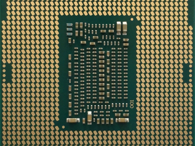 Intel-Xeon-E-2100-4 D