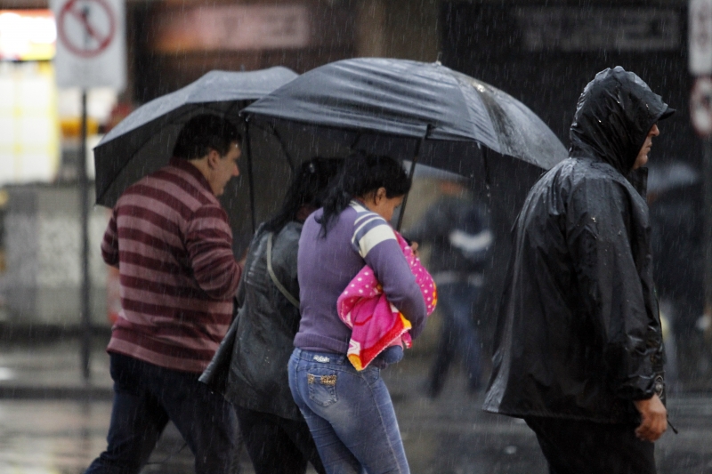 Inmet alerta para a possibilidade de ventos fortes acima de 50 km a 90 km por hora