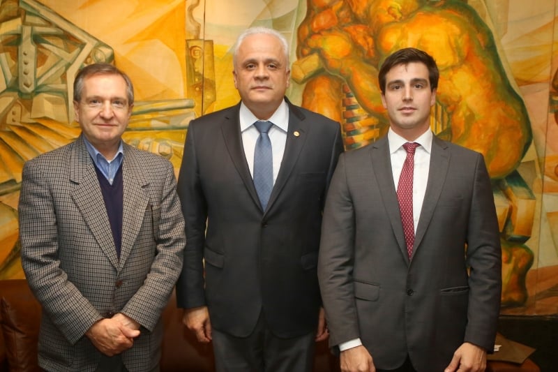 Presidente da OAB/RS, Breier foi recebido por Mércio Tumelero e Giovanni Tumelero