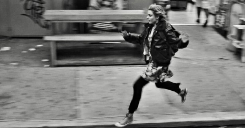 Frame de Frances Ha, filme dirigido por Noah Baumbach. Foto: DIVULGA&Ccedil;&Atilde;O/jc