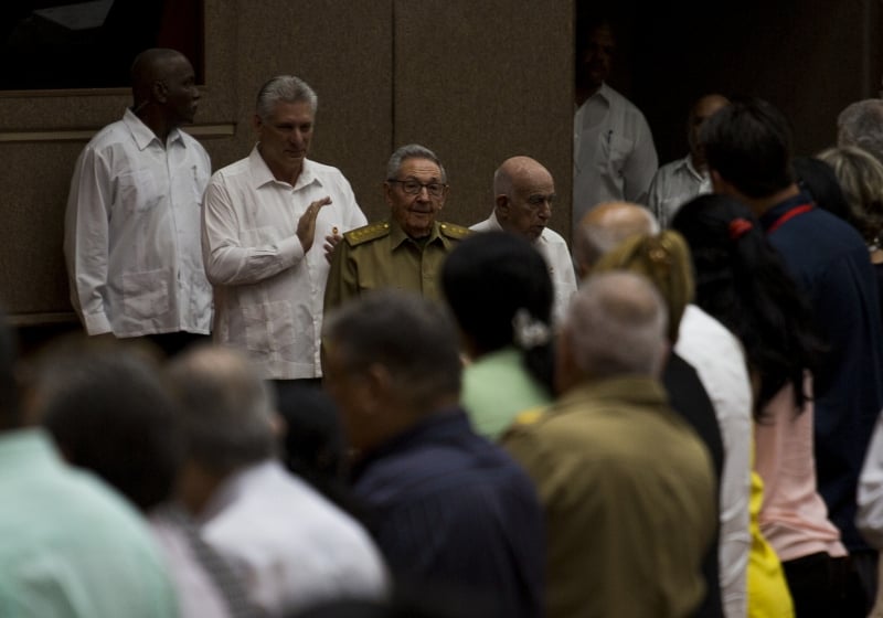 Raúl Castro acompanhou debates e escolha da lista de indicados pelo presidente Miguel Diaz-Canel