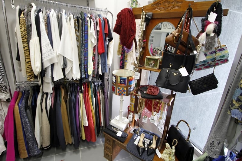 Entre as atividades que se destacam entre os MEIs, está o comércio de artigos como vestuário e acessórios