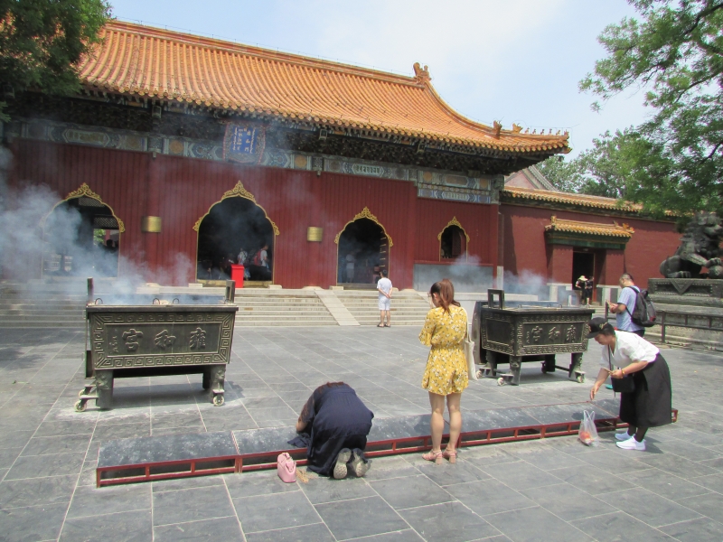 Templo Lama, o mais tradicional ponto de peregrina��o de seguidores do budismo em Pequim
