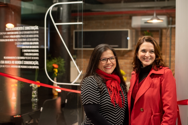 Tatiane e Grazieli, sócias da Reverso