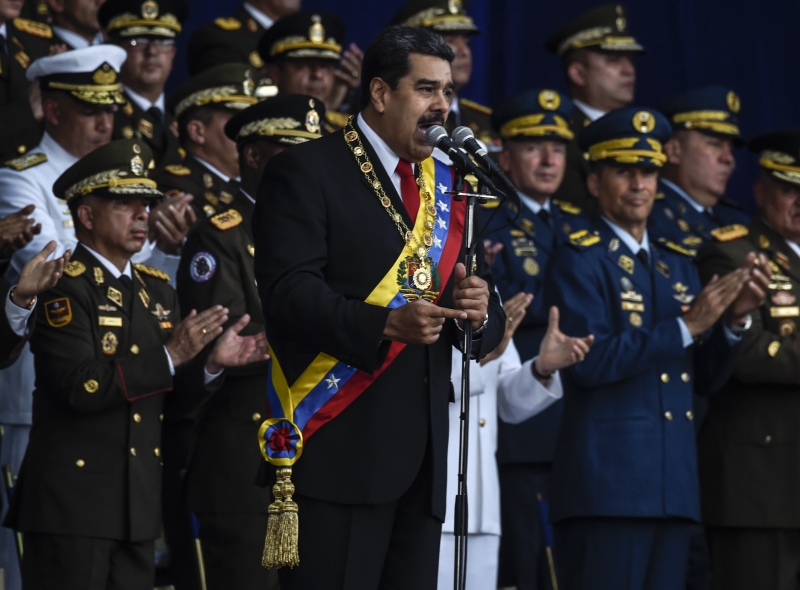 O presidente da Venezuela teria sido alvo de suposto ataque de drones durante cerimônia em Caracas
