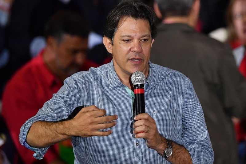 'Não estamos trabalhando com essa hipótese (de se candidatar no lugar de Lula)', sublinhou Haddad