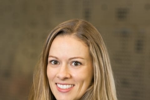 Camila lamenta que a presença feminina seja pequena na área