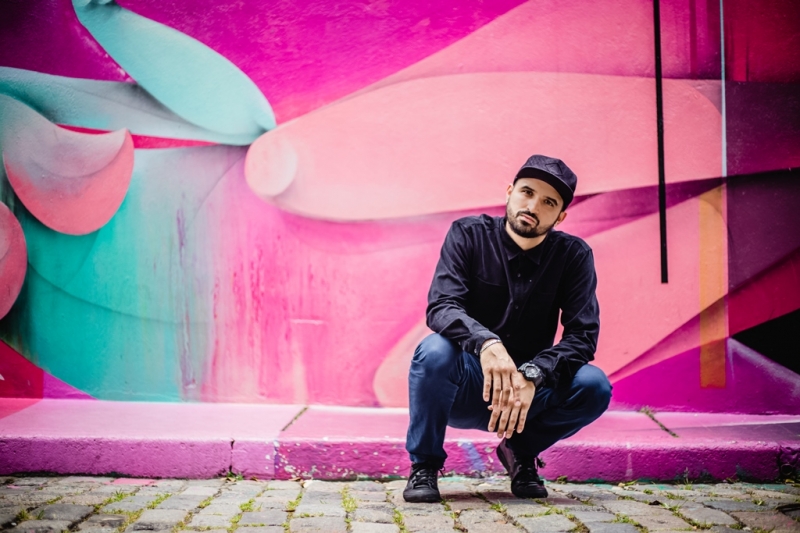 Comediante é reconhecido pelo humor com fortes referências à 'quebrada'