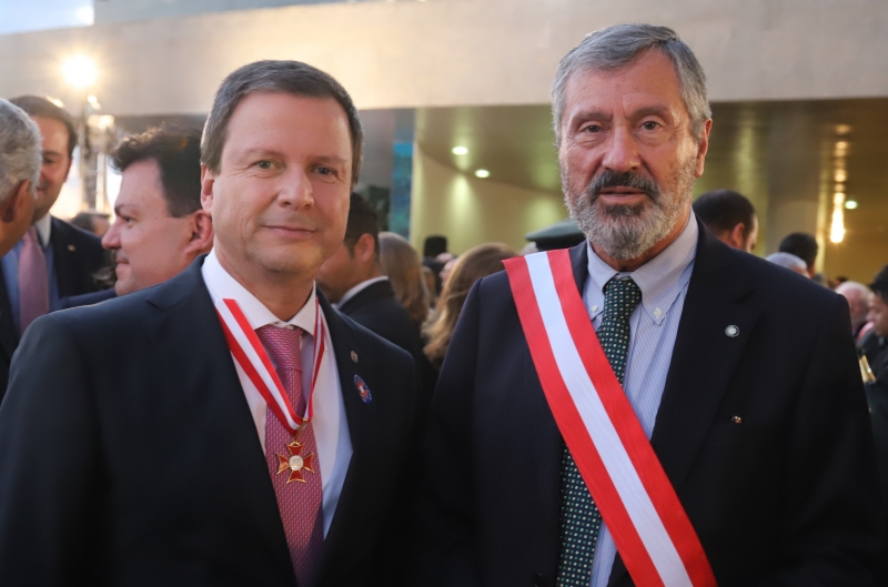 Claudio Lamachia recebeu a homenagem do ministro da Justiça, Torquato Jardim