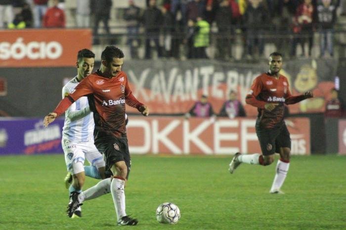 Brasil segue na zona de rebaixamento à Série C