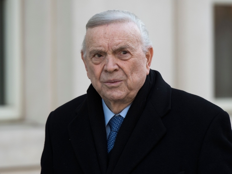 Jos&eacute; Maria Marin, chegou a ocupar at&eacute; o posto de governador de S&atilde;o Paulo, por&eacute;m sua imagem ficou mais atrelada &agrave; sua carreira esportiva