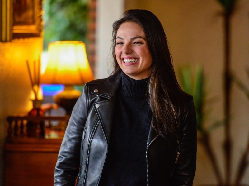 A atriz Isis Valverde, do longa Simonal, no Festival de Cinema de Gramado