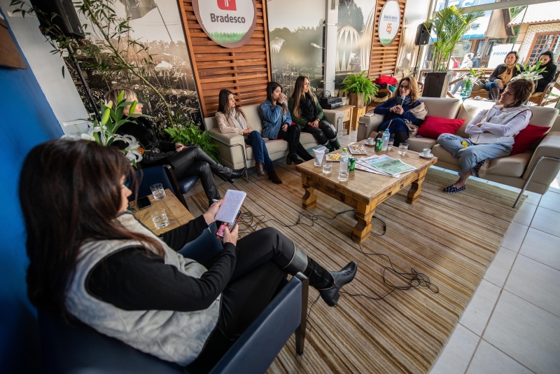Painel na Casa JC reuniu convidadas para contar suas histrias na relao com o campo