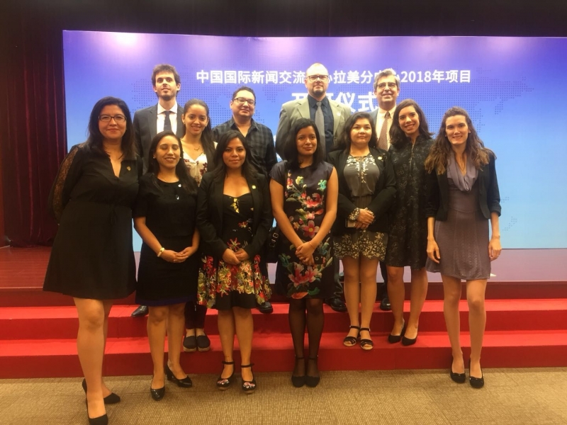 Grupo formado por 13 jornalistas da Amrica Latina integra a segunda edio do programa de intercmbio da China Public Diplomacy Association