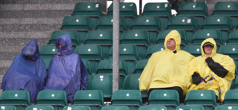 Chuva atrasa largada da MotoGP em Silverstone e corrida pode ser cancelada