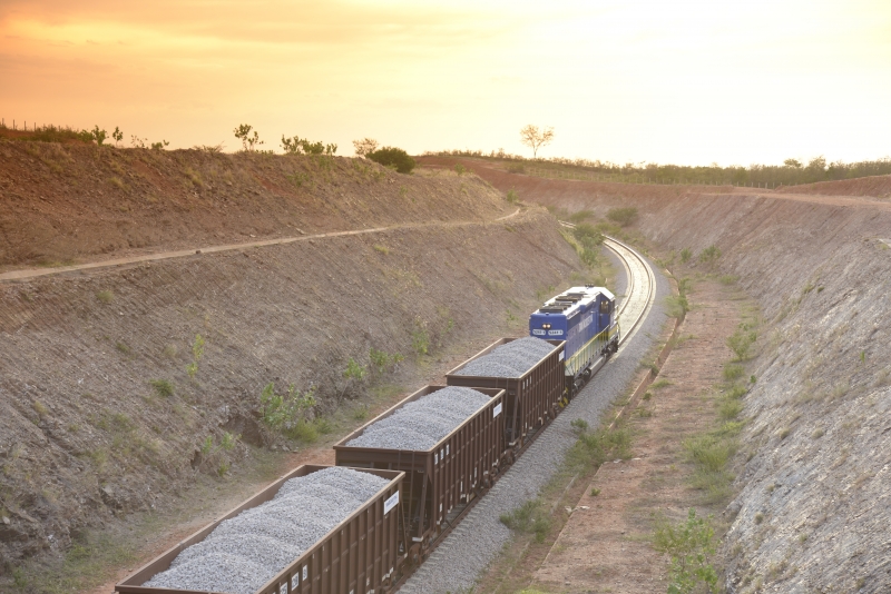 ANTF aponta que, de cada 100 quilos de cargas transportadas no País, só 15 quilos trafegam em linhas de trem