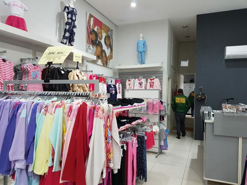 Buscas foram realizadas em lojas em Tubarão (foto) e Farroupilha, onde tem operação