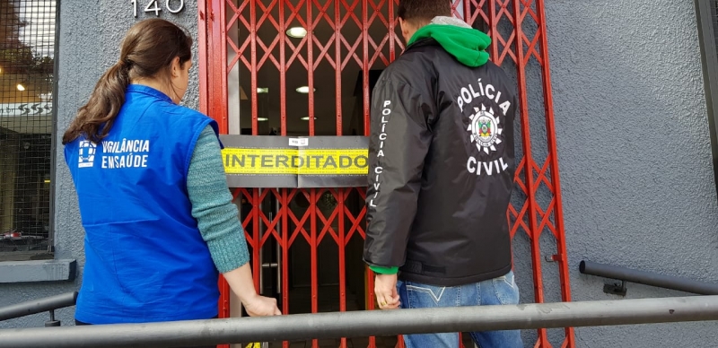 Sushi Drive da avenida Goethe não tinha alvará sanitário e guardava alimentos impróprios para consumo