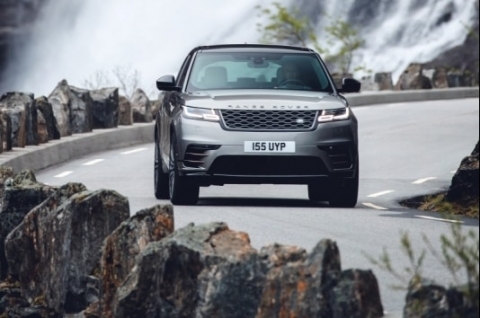 Potência máxima do 2.0 de quatro cilindros é de 300 cv