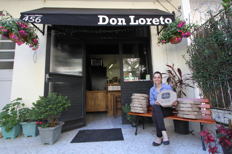 Entrevista com Michele Loreto, da Don Loreto, que largou uma vida na venda de automóveis para abrir negócio de pizzas artesanais Foto: MARCO QUINTANA/JC