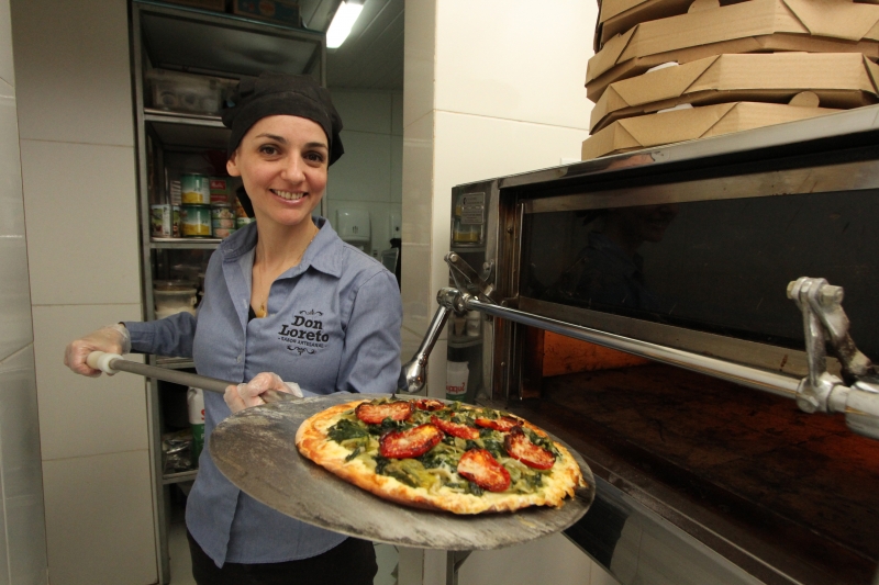 Entrevista com Michele Loreto, da Don Loreto, que largou uma vida na venda de automóveis para abrir negócio de pizzas artesanais Foto: MARCO QUINTANA/JC