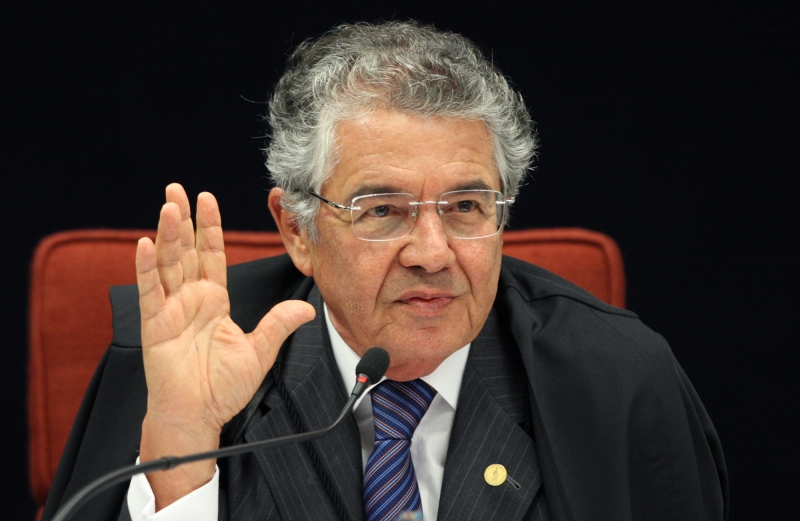 'Ficaram demonstrados indicativos da atuação do parlamentar', diz Marco Aurélio, a partir de investigação 