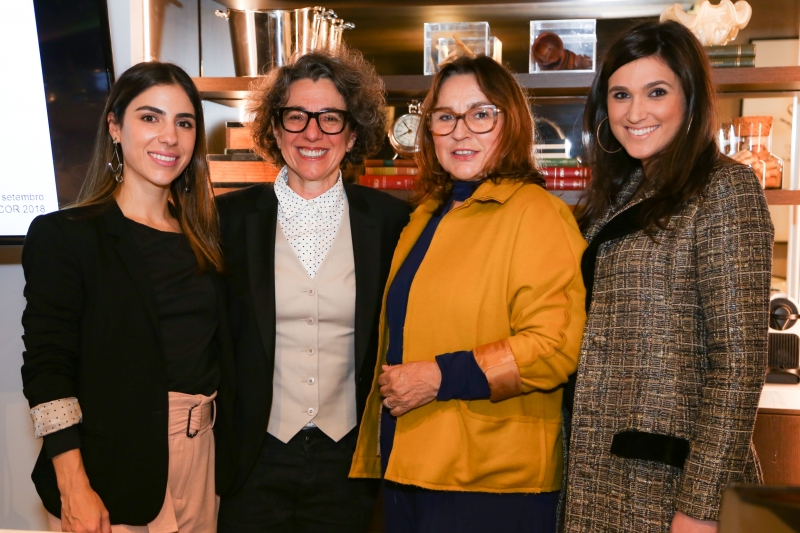 Camila Sanguiné, Leila Castelan, Heloisa Bocorny e Juliana Carvalho no ambiente Metamorfose da Casa Cor