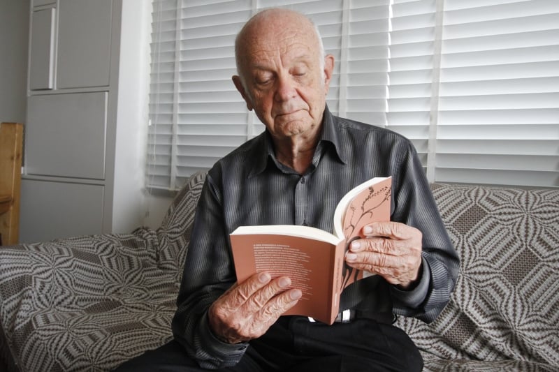 Em seu novo livro, Donaldo Schüler conecta a cultura grega ao mundo contemporâneo