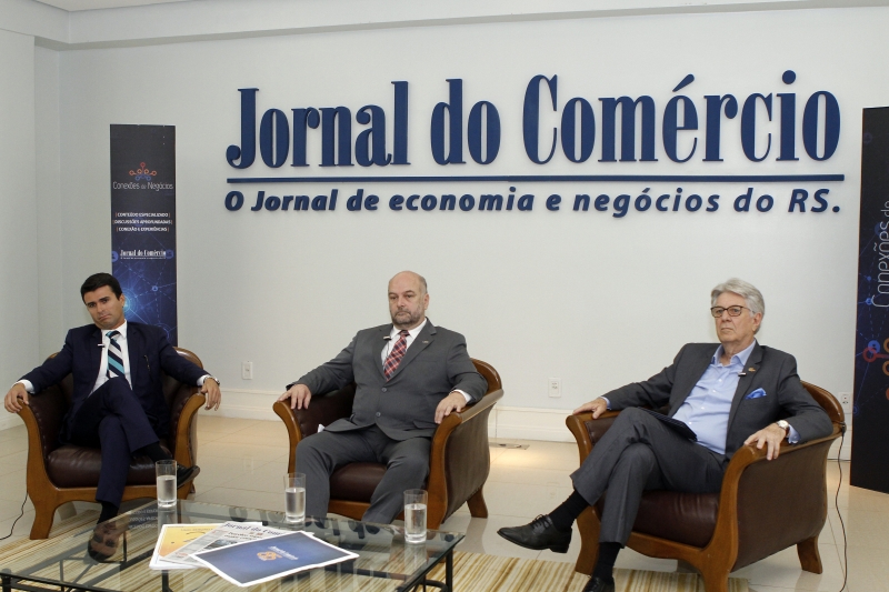 Espaço Conexões de Negócios reuniu representantes do varejo para avaliar momento econômico-político  