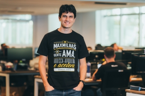 Max Oliveira, CEO da Max Milhas