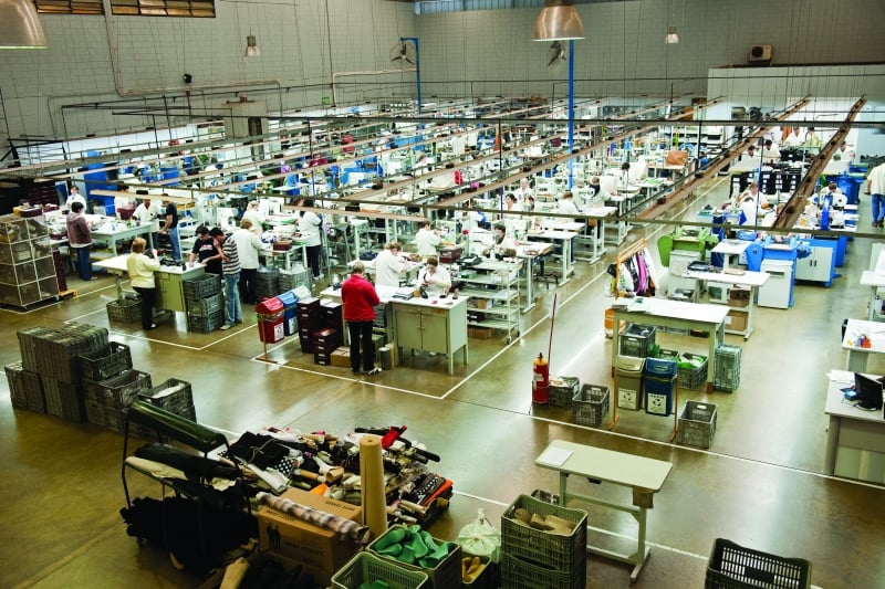 Indústria brasileira produziu 200 mil pares a menos no ano passado 