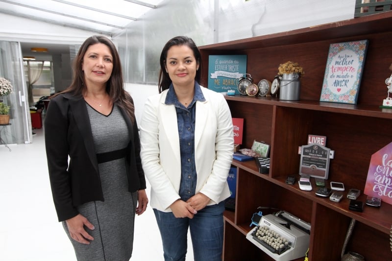 Daniele e Michele inauguraram a Florence Hotelaria Assistida no bairro Mont'Serrat em julho Foto: MARCO QUINTANA/JC