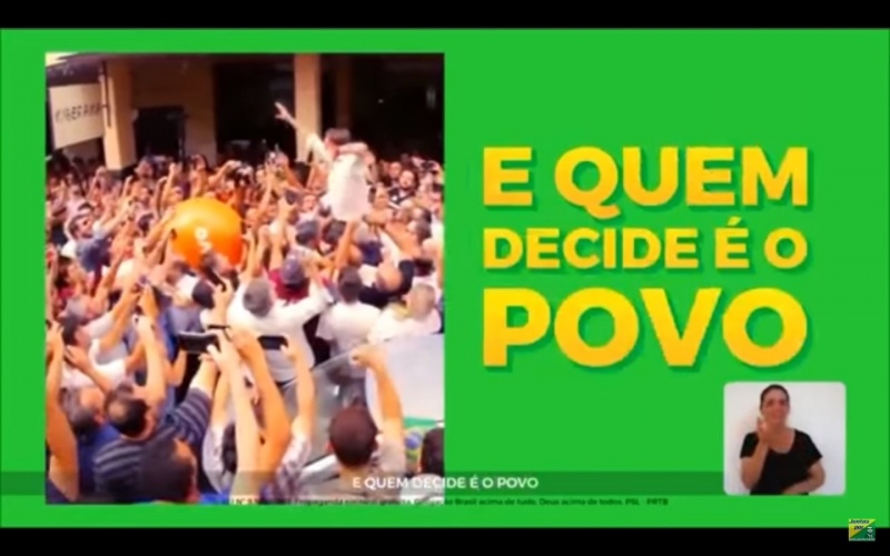 1 Em sua propaganda, Bolsonaro aparece em meio a uma multidão de apoiadores