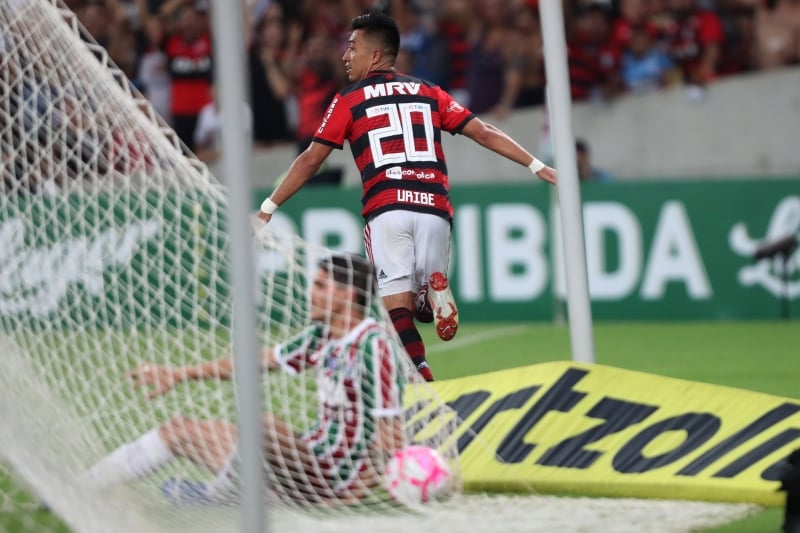 Uribe marcou dois gols da vit�ria por 3 a 0 do Flamengo sobre o Fluminense  