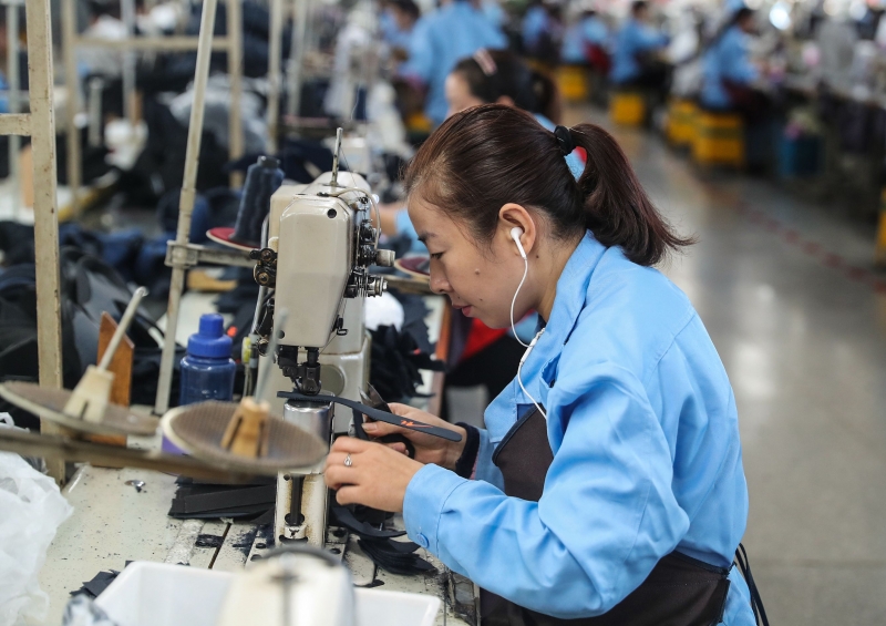 Na comparação anual, o lucro do setor industrial chinês diminuiu 1,9% em dezembro
