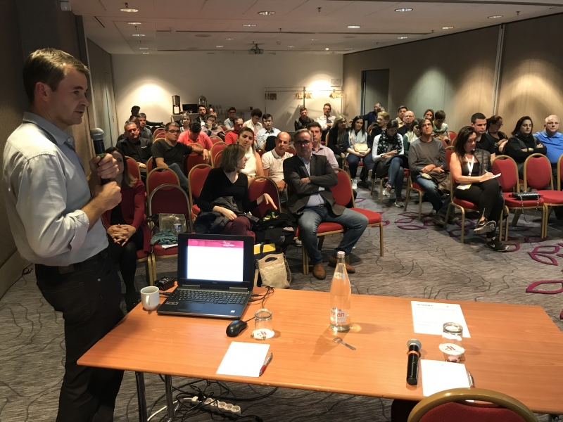  Florent Mailly orientou sobre a conduta na relao com potenciais clientes