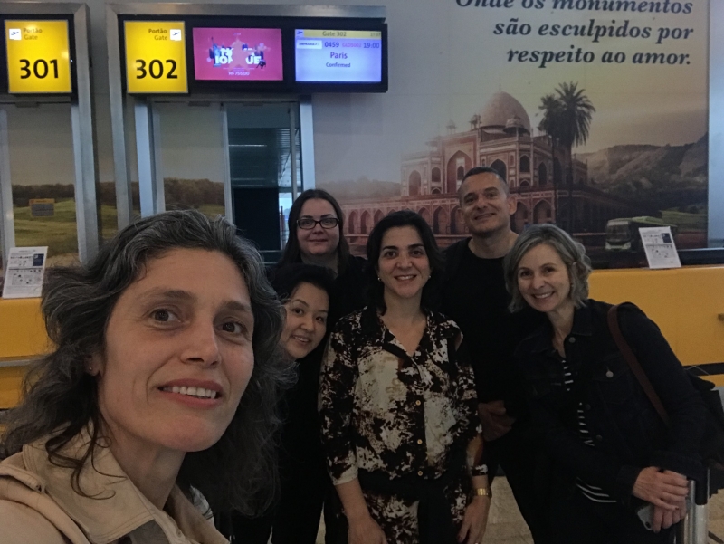 Patrcia Comunello (e), integrantes do Sebrae e representantes de empresas gachas viajam para evento