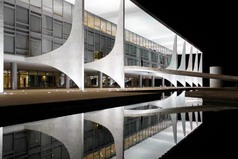 Por caminhos diferentes, Jair Bolsonaro e Fernando Haddad querem modernizar sistema de arrecadação 