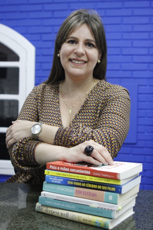 Camila Saccomori criou o Vamos Criar, para falar de maternidade Foto: LUIZA PRADO/JC