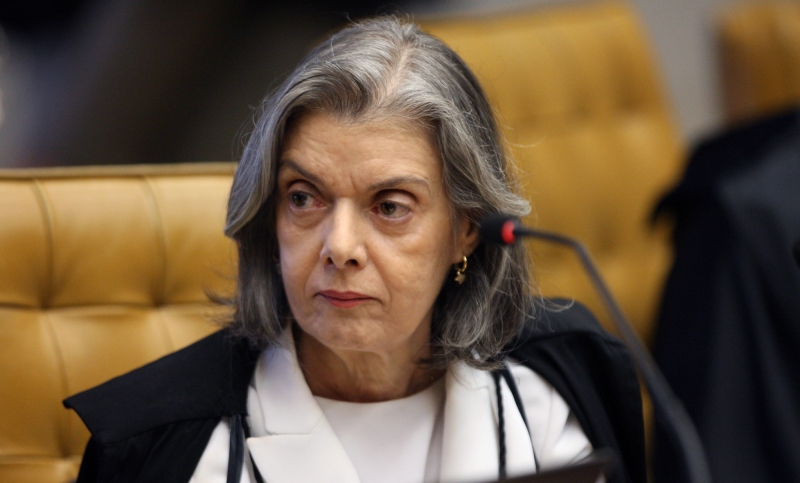 Carmen Lúcia foi designada a investigar o Milton Ribeiro pelos crimes de corrupção passiva, tráfico de influência, prevaricação e advocacia administrativa