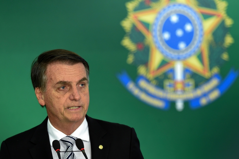 Jair Bolsonaro afirma que, apesar de conversas, ministro não está definido