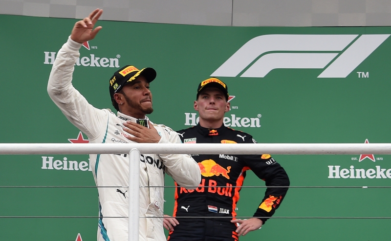 O inglês Lewis Hamilton coroou seu novo título com a vitória no GP do Brasil