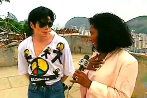 Gl&oacute;ria j&aacute; entrevistou &iacute;dolos, como Michel Jackson Foto: YOUTUBE/REPRODU&Ccedil;&Atilde;O/JC