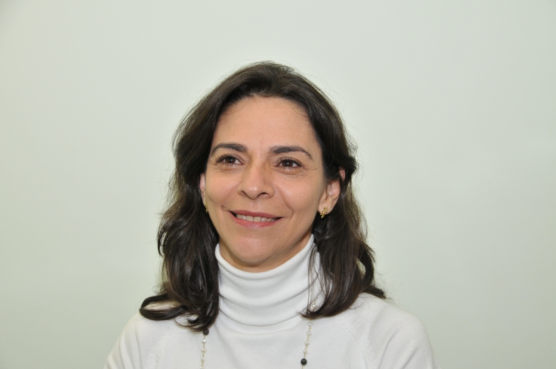 Sofia destaca que alunos com mestrado tendem a ser melhor remunerados 