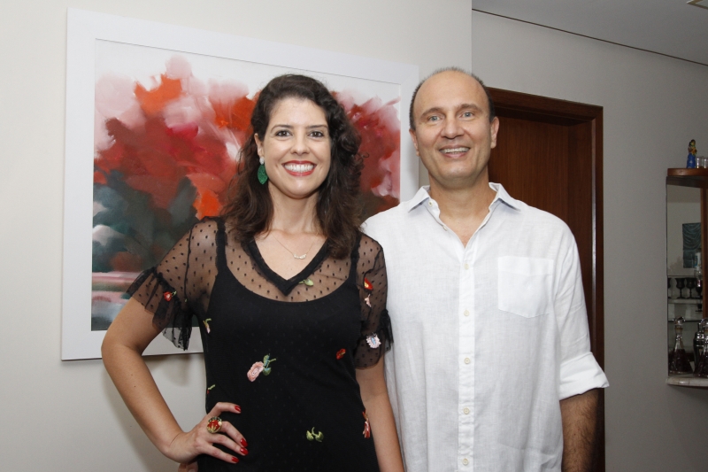 Fernanda e Fabrício Pozzebon receberam a turma da Confraria Le Gourmet 