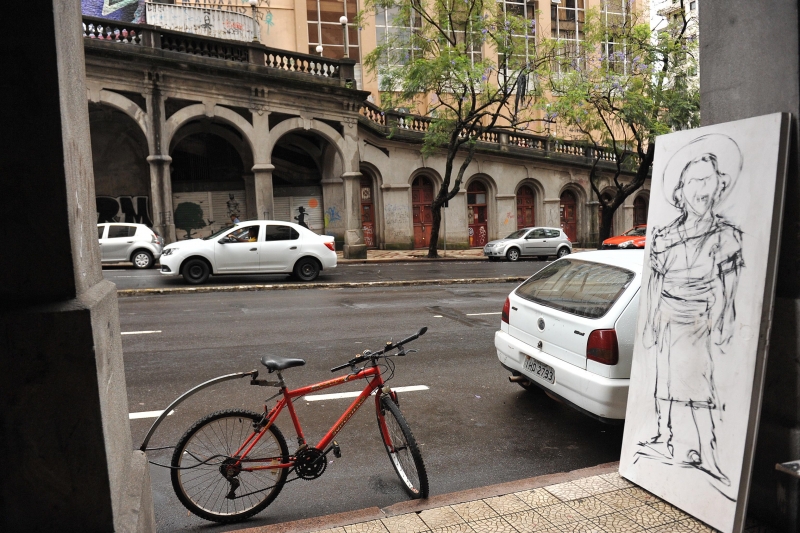 Mostras de arte e feiras devem atrair público ao viaduto que fica no Centro de Porto Alegre