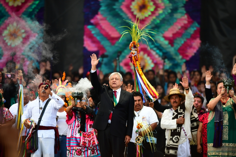 Lopez Obrador prometeu 'uma transição pacífica e ordenada, mas que é profunda e radical'