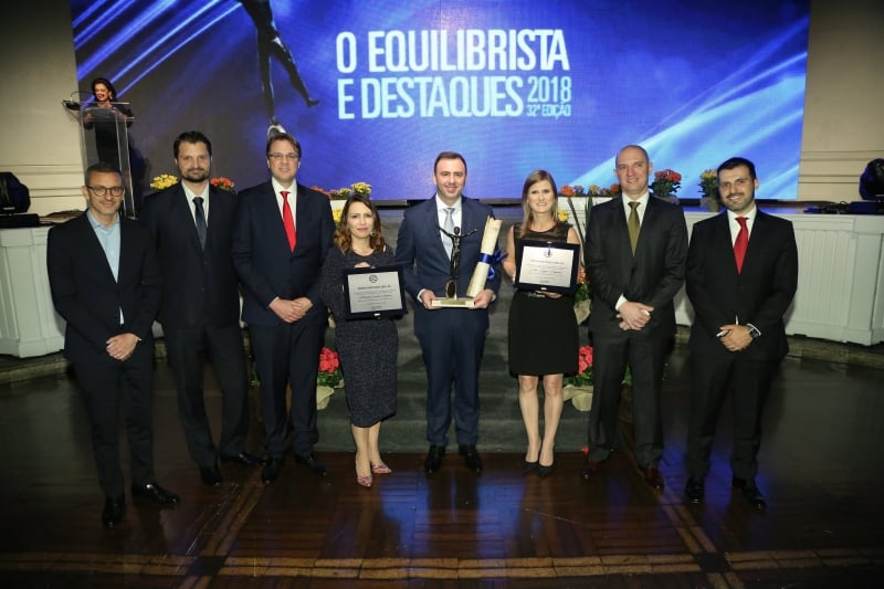 Batistella (c), Mariana (e) e Aline (d) foram premiados pelo Ibef-RS