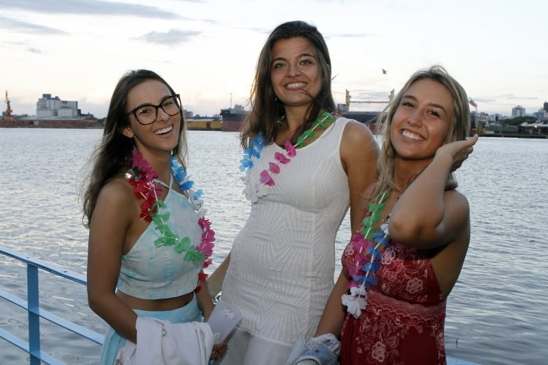 Wilian Soni e Vitória Comparsi