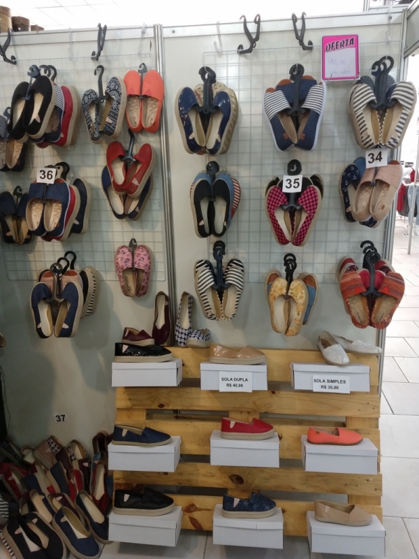 F&aacute;brica de Alpargatas Foto: Mauro Belo Schneider/Especial/JC